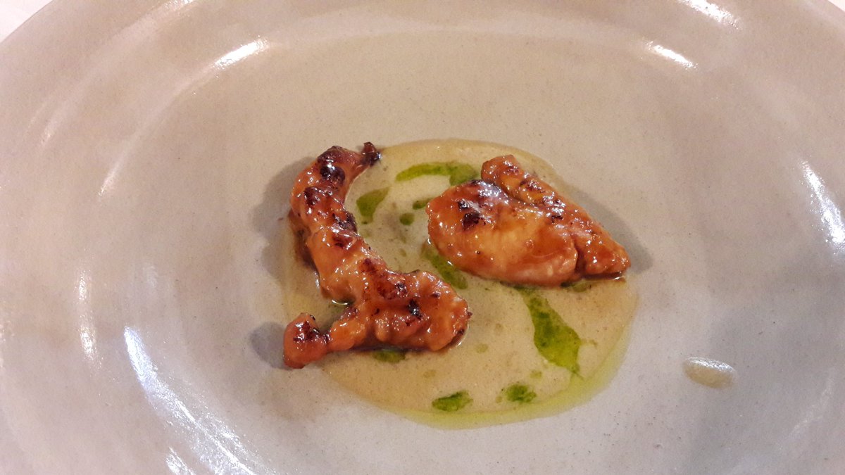 PaladardeMadera's tweet photo. Estamos disfrutando de un fantástico menú degustación en La Botica de Matapozuelos. @MACruzLaBotica lo recomendamos. https://t.co/fFBO5PzYQl