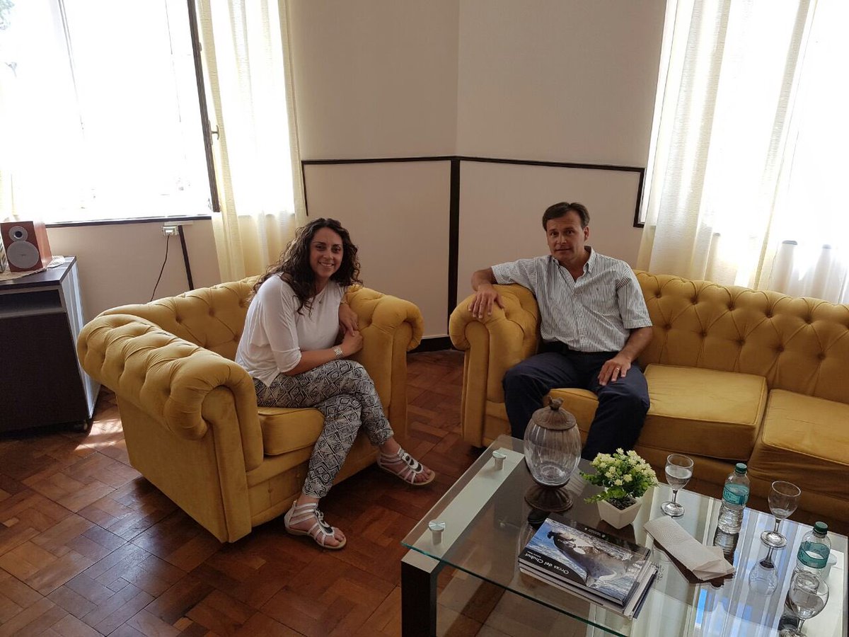 cgmackarthy's tweet photo. Visitamos a Claudia Loyola , Intendenta de la localidad #Camarones @adatasur https://t.co/gCY4q5dKnc
