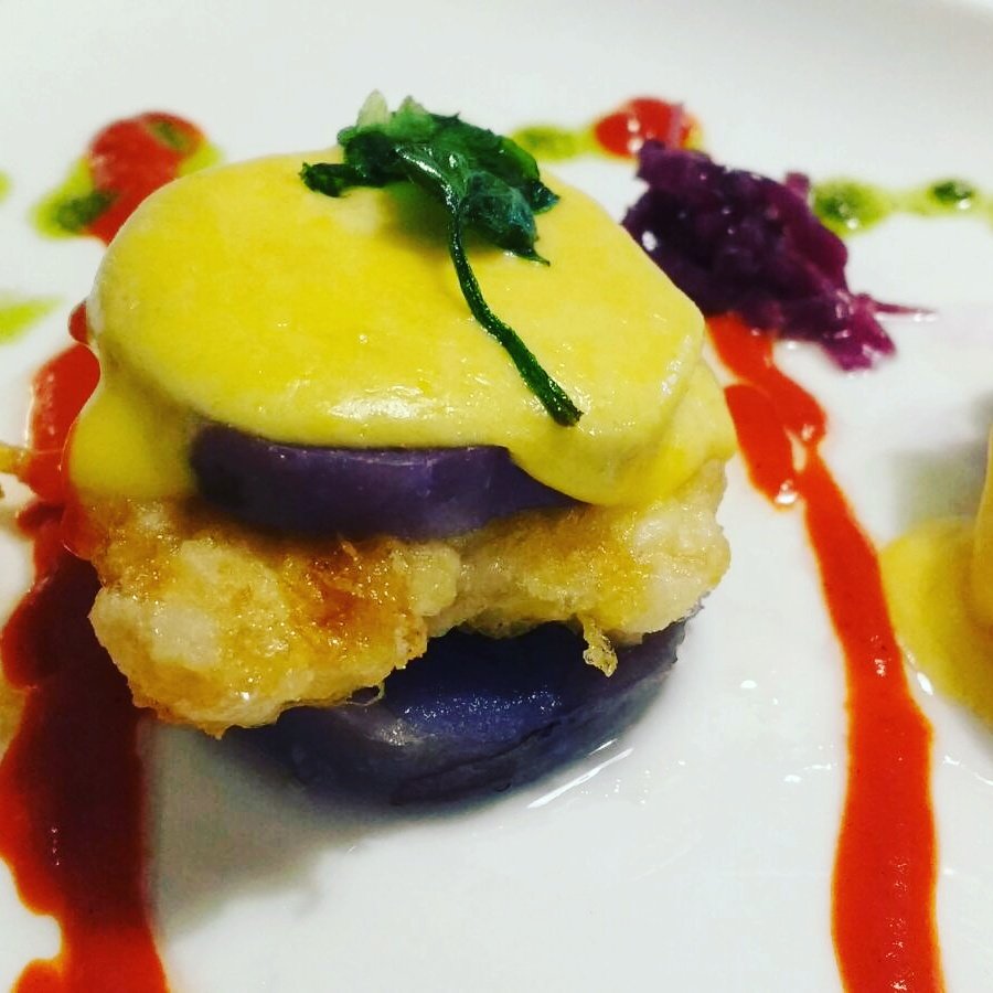 el_palique's tweet photo. Milhojas de #rape con patata violeta.
Menudo #espectaculo  para la vista y el paladar. https://t.co/SMfCfexfdf