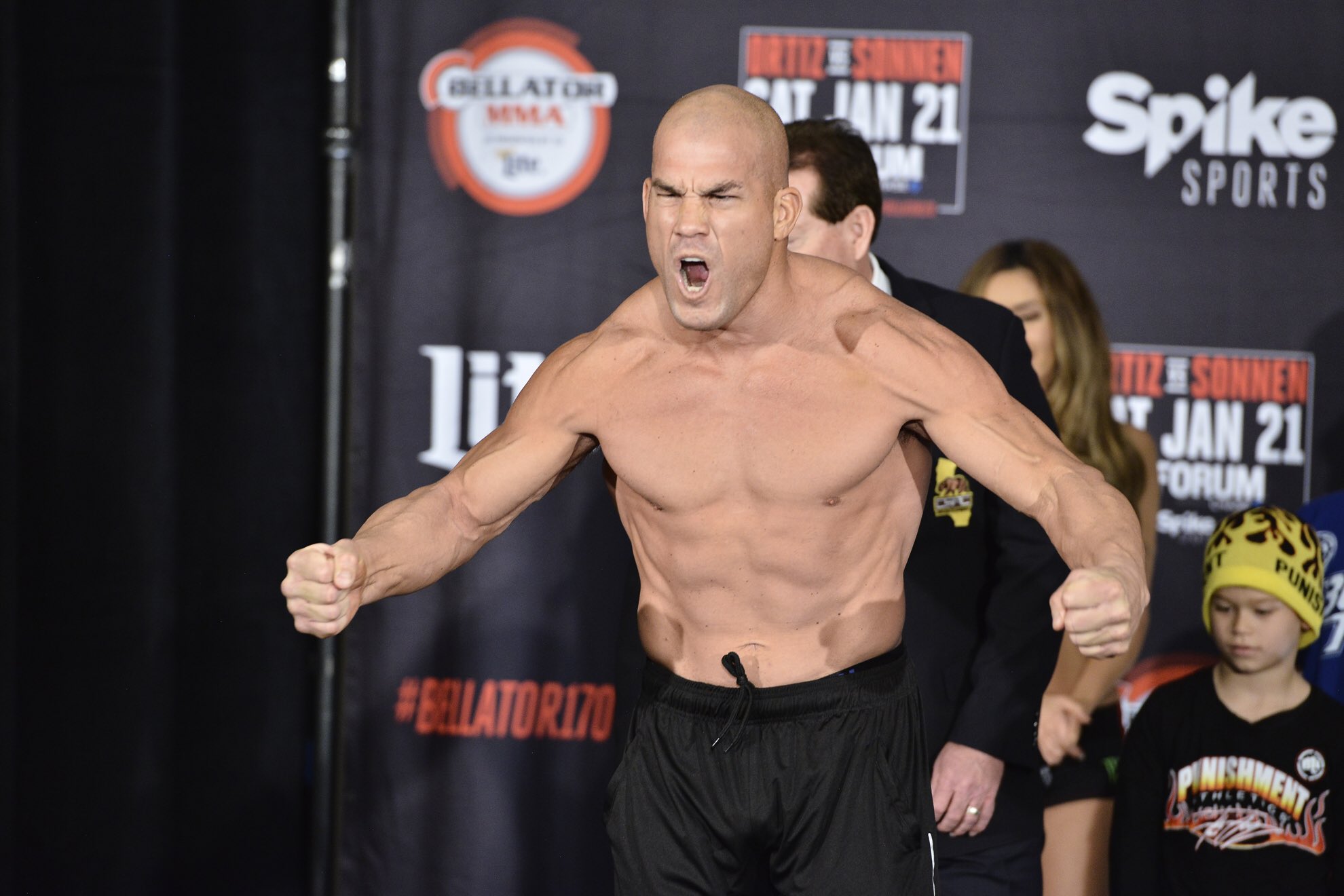 ゴング格闘技 No Twitter 1 21 Bellator 170 ライトヘビー級 5分3r ティト オーティズ 4 8 Lbs 92 kg 米国 Vsチェール ソネン 5 8 Lbs 93 34kg 米国 C Bellator ゴング格闘技 No Twitter 1 21 Bellator 170 ライトヘビー級 5分3r ティト オーティズ 4 8 Lbs 92 kg 米国 Vsチェール ソネン 5 8 Lbs 93 34kg 米国 C Bellator