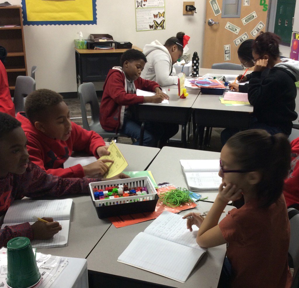 MrE_mathTeacher's tweet image. Creating Costas leveled questions and a DLIQ for Perimeter, Area, and Volume.
#WICORized @CHISDCP