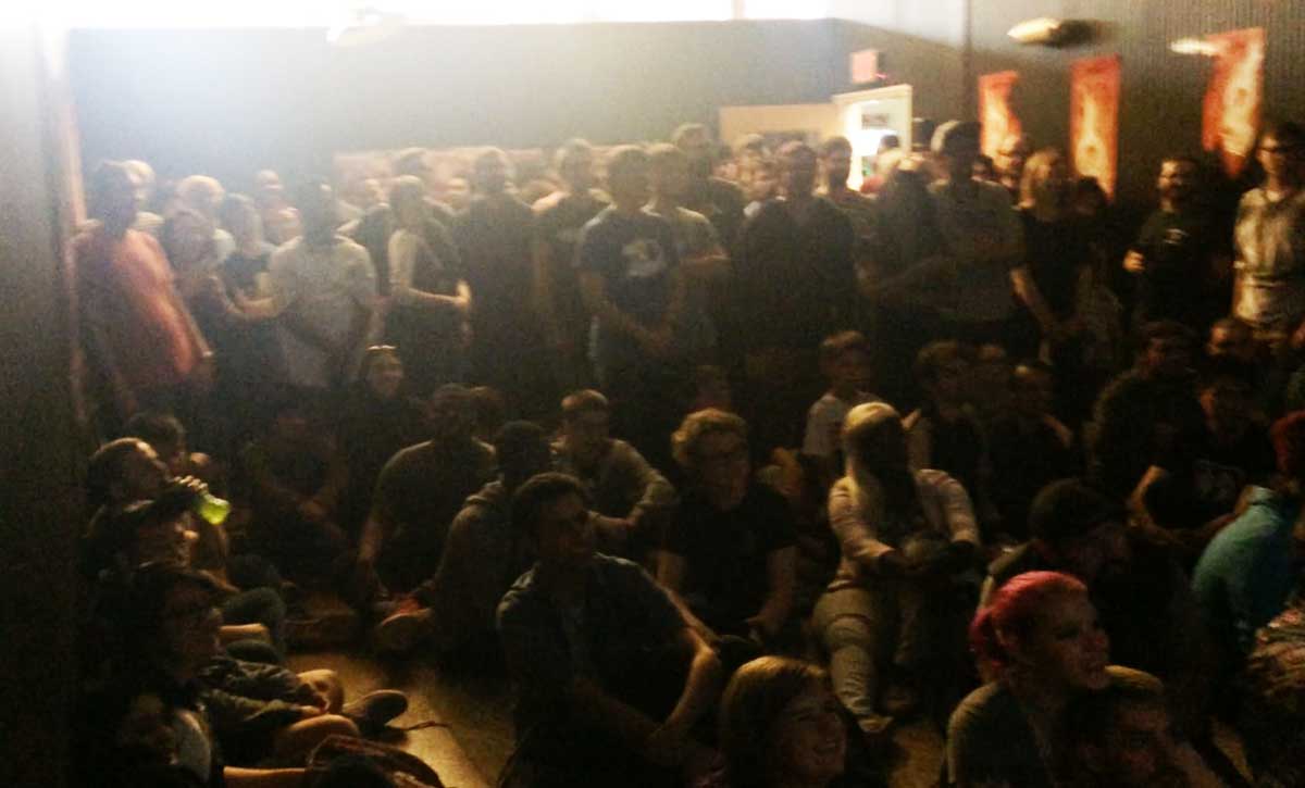 Amazing turnout for Global Game Jam 2017! Dark room, watching the keynote video!  #ggj2017 #theguildhall <a href="/atdc/">ATDC</a> <a href="/SCADdotedu/">SCAD</a> <a href="/gamerpubsav/">The Chromatic Dragon</a>