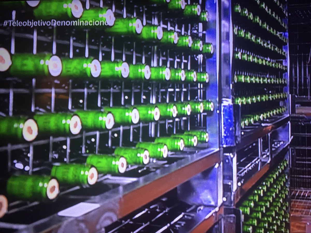 EnergySupport's tweet photo. #BlogHedonista Aquí tenemos que hacer una #kedadavegasicilia  Excelente🍷 #vino #VegaSicilia  @teleobjetivotve #teleobjetivotveDenominaciones https://t.co/xCTlm3GII8