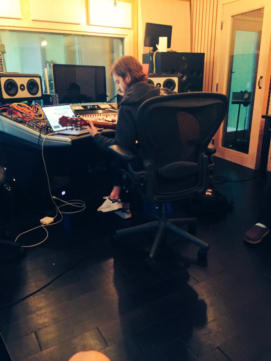 Imaginedragons's tweet image. sir man