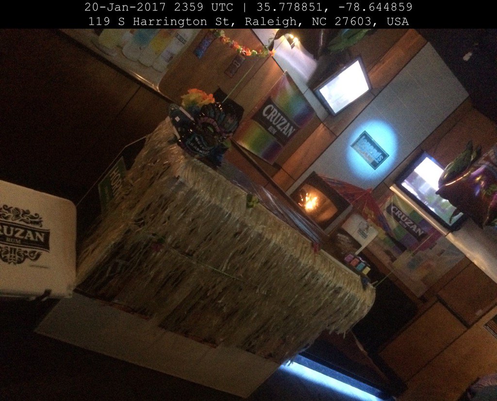 Dm1999gp's tweet photo. @LegendsRaleigh ready to mix it with @CruzanRum in the POV w/Demetric. @SalStammetti @mlmbeam @whiskeywomanKY https://t.co/DRCAd5ZPdH