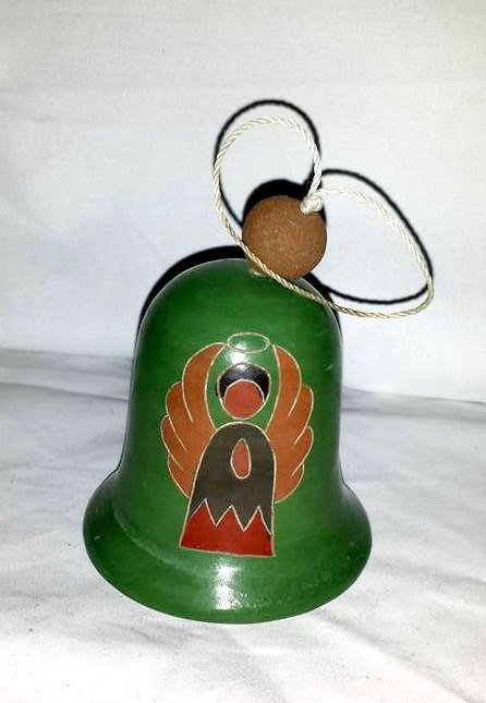 JunkYardBlonde's tweet photo. Vintage Nicaraguan Terra Cotta Bell,Angel Bell,Vintage Pottery Bell,Holida… https://t.co/GK1BTugsGn #Etsy #AngelBell https://t.co/7ozVAe7KfE