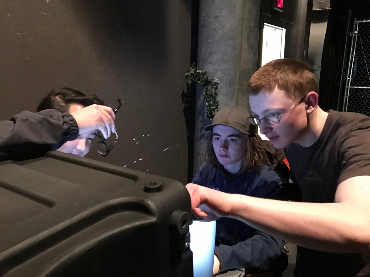 BetterTCoffee's tweet photo. Nobody pays attention to the crew behind the curtain, but without them life is devoid of entertainment. @asdcte @SAHSofficial https://t.co/htqzwgA40N