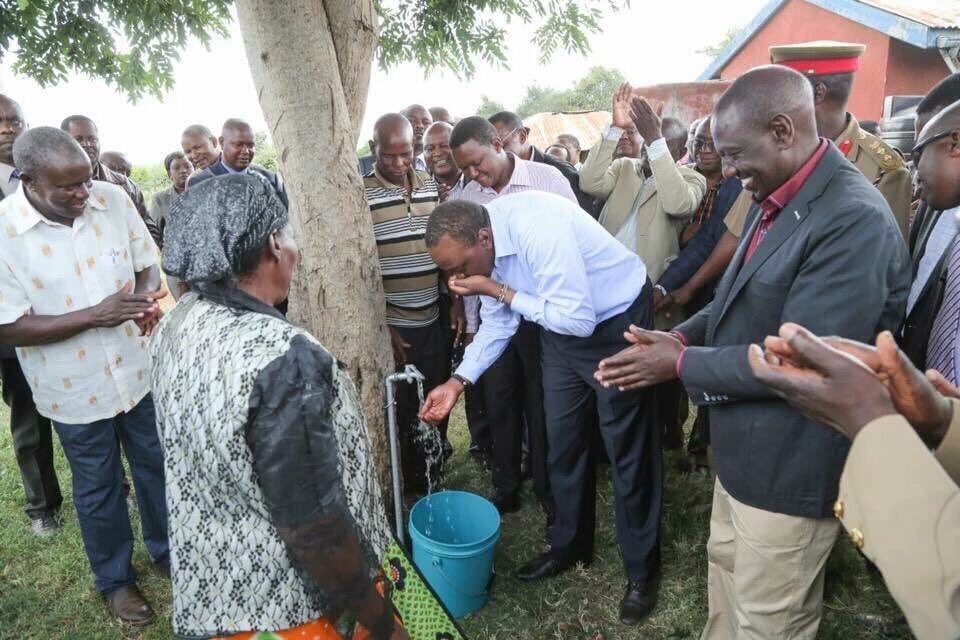 PiusMuturi's tweet photo. #UhurucompletedProjects #Uhuruspeaks https://t.co/evgWTO9LZC