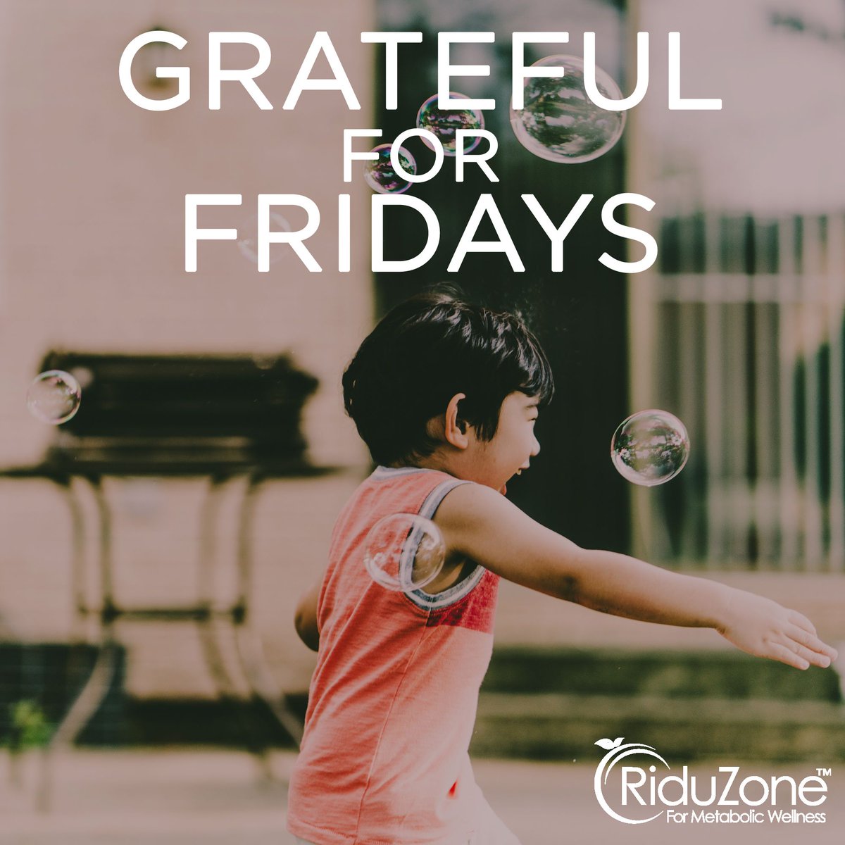 Riduzone's tweet photo. Fridays are meant for fun. Hope everyone has a smile filled day!
#riduzone #foodforthesoul #gohealthy #youinspiration #loveyourself https://t.co/INVjrTlzMu