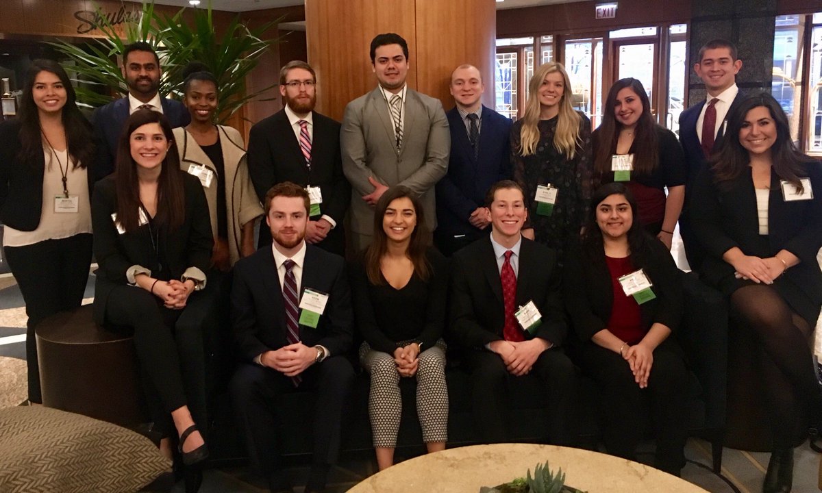 NMChi1872's tweet photo. Our Internship team had an awesome time at the Central Regional meeting today! #Growth #FutureLeaders #TopTenInternship https://t.co/dzHfG1uUFd