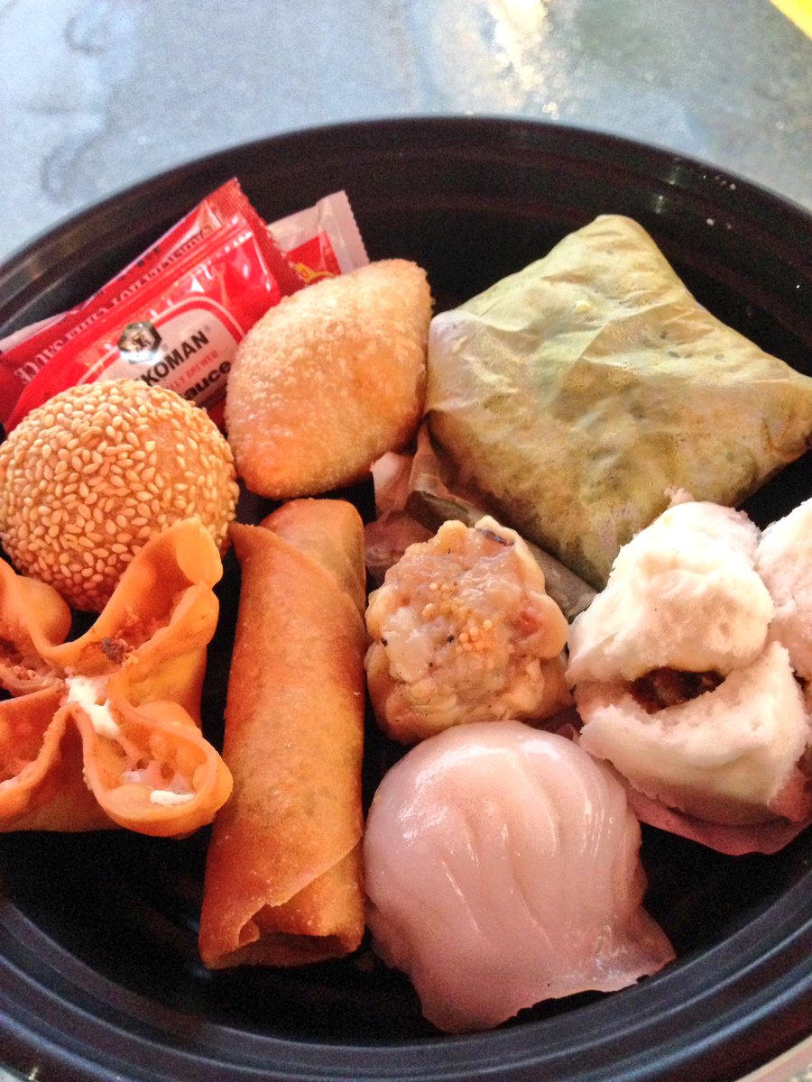 Weather may be frightful,but the smells at OtG: Lake Merrit are delightful! Come try <a href="/WoKitchenFood/">WoKitchen</a> dim sum! Open 5-9pm😜😜😜