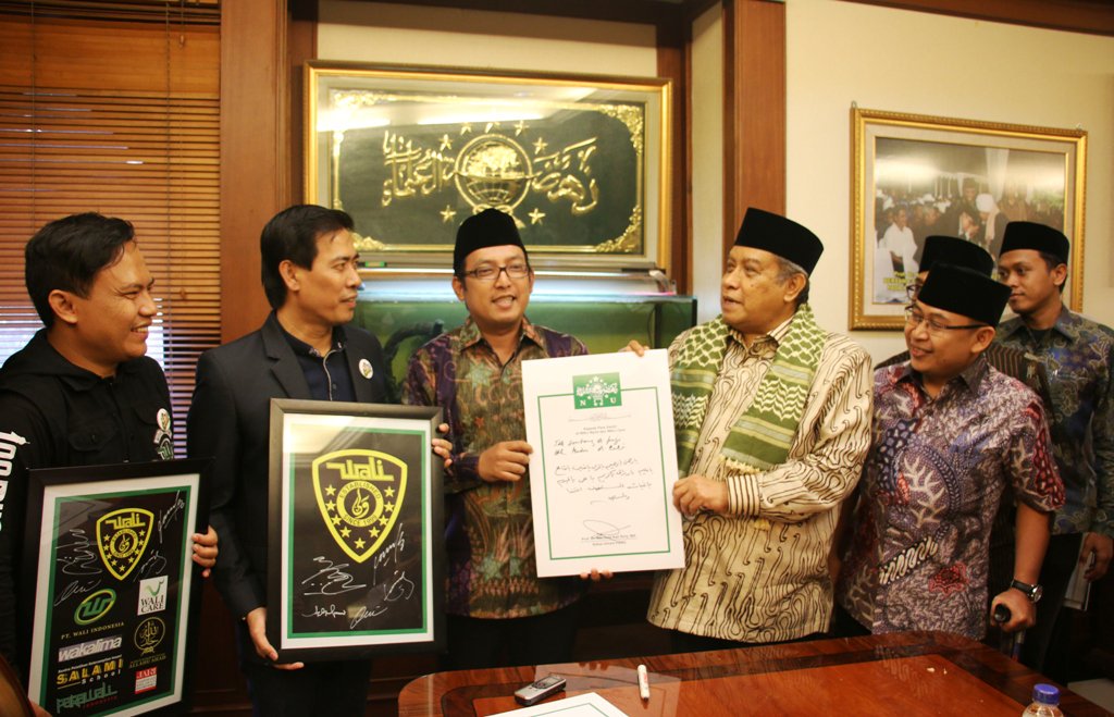 NetizenNu's tweet photo. Wali Band di PBNU, apa pesan Kyai Said? ----- https://t.co/naTRooTK8j #Wali #Band @bandwali #KhittahNU #NahdlatulUlama #Ulama #BackToKhittah https://t.co/Uer2iCsdq6