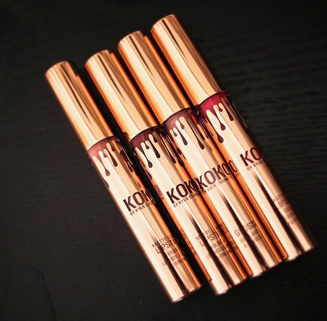 noshameluke's tweet photo. KOKO KOLLECTION will be back!! this tuesday 24th @kyliecosmetics at 3pm pst 😍 
@KylieJenner @khloekardashian https://t.co/vB7SnANnmr