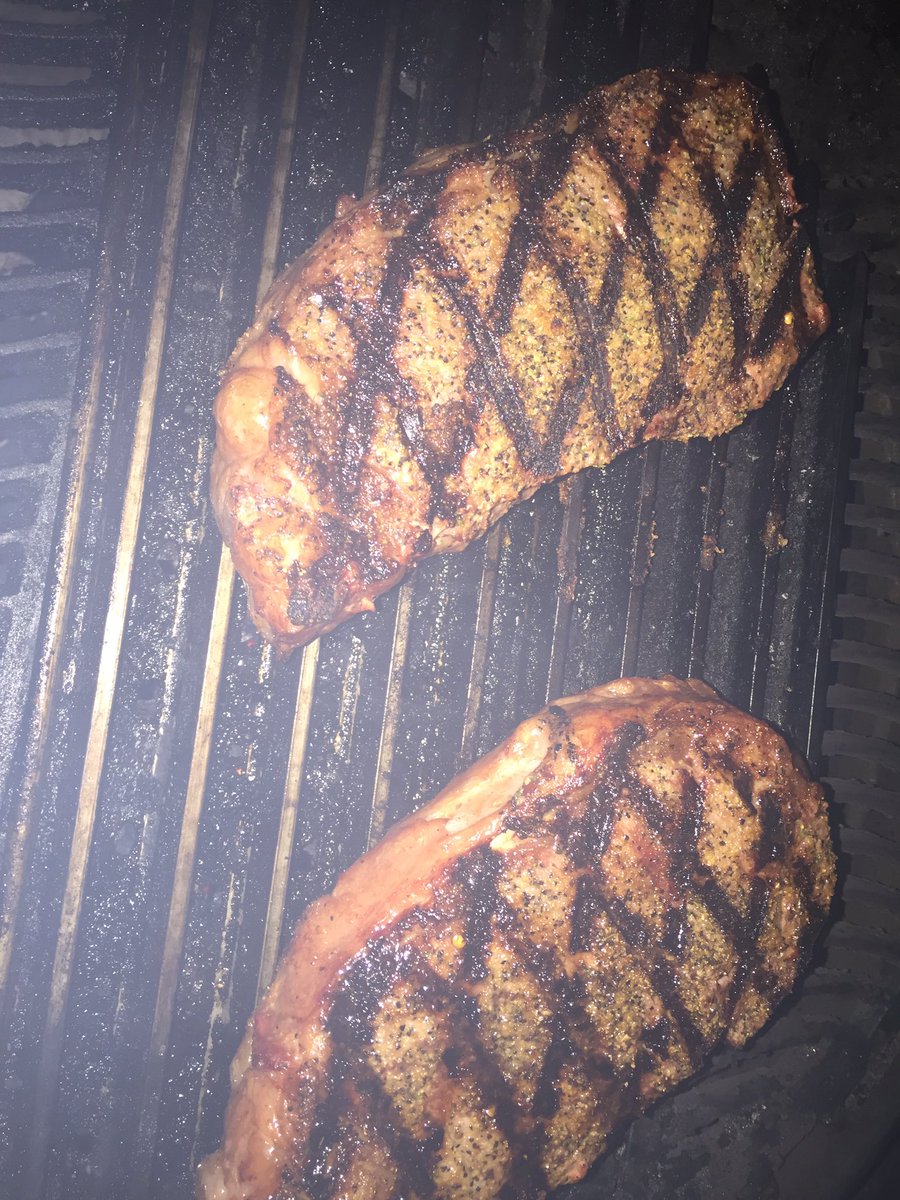 GreasyCreekSC's tweet photo. @GreasyCreekSC making steaks great again! https://t.co/7ofUnqACeK