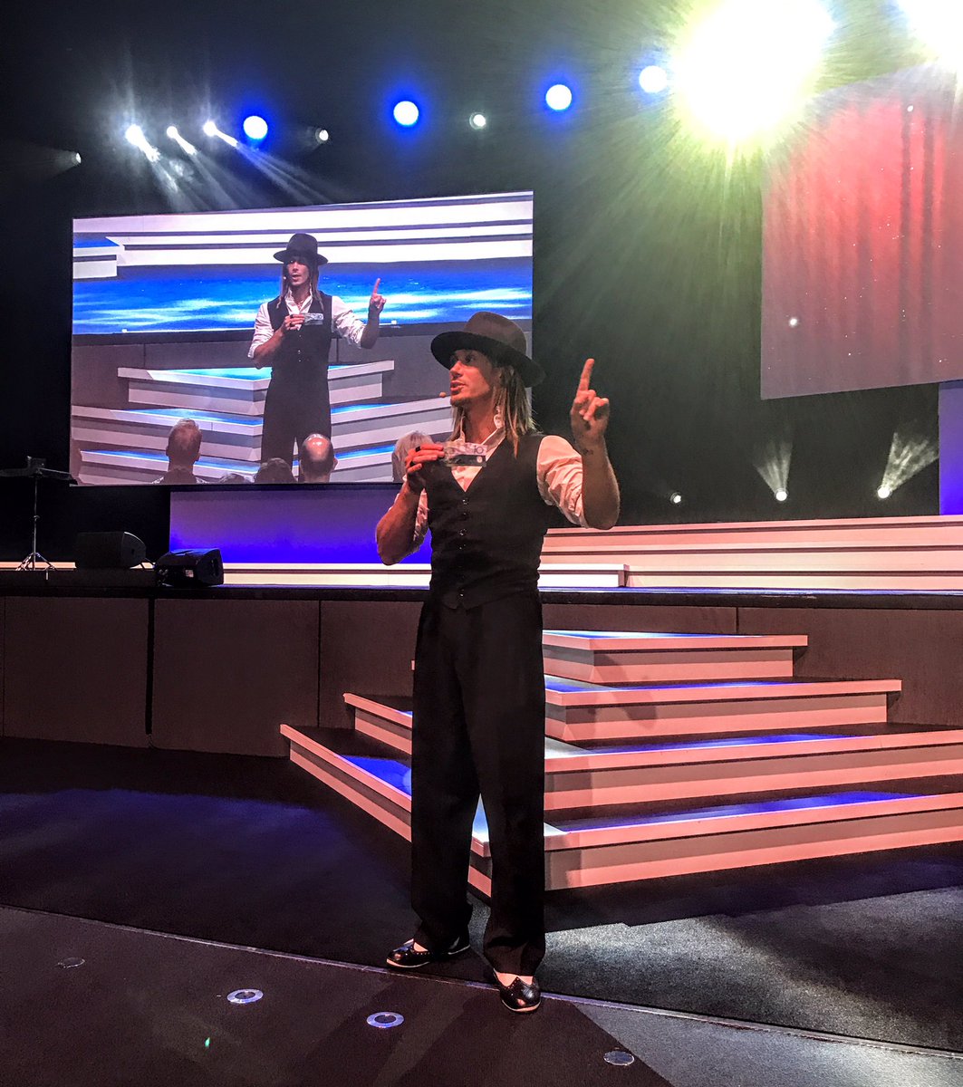 MichaelGugg's tweet photo. So good... thanks @thecosentino great performance. #summitAMP Melbourne https://t.co/0VWFCJ4NXl