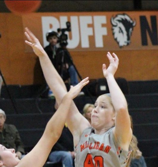 Lindseeeblake's tweet image. When it hits you that tomorrow you'll be old and 22!!!! #goredheads #buffball #gomilli #itsyabirffday  @KPryor40