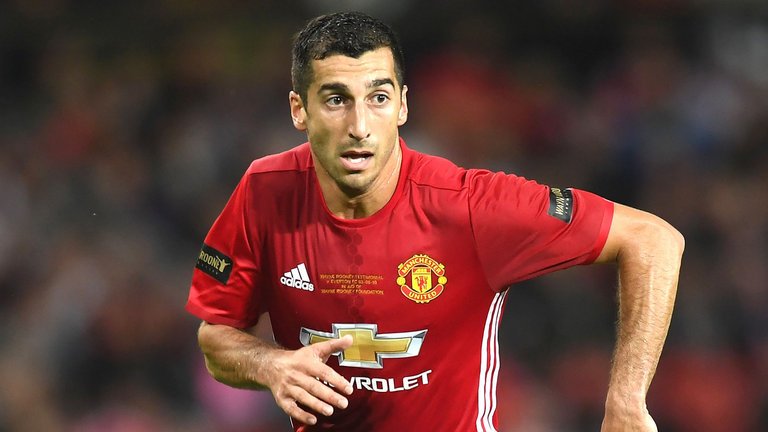 Happy Birthday Mkhitaryan, Phil Neville & Nicky Butt   