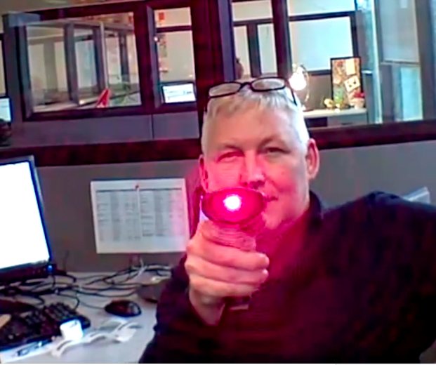 gomindStart's tweet image. DON'T STARE INTO THE LIGHT!!!   Mike gets it right!  #technology #technologybless  #BARCODE  #inventorymanagement