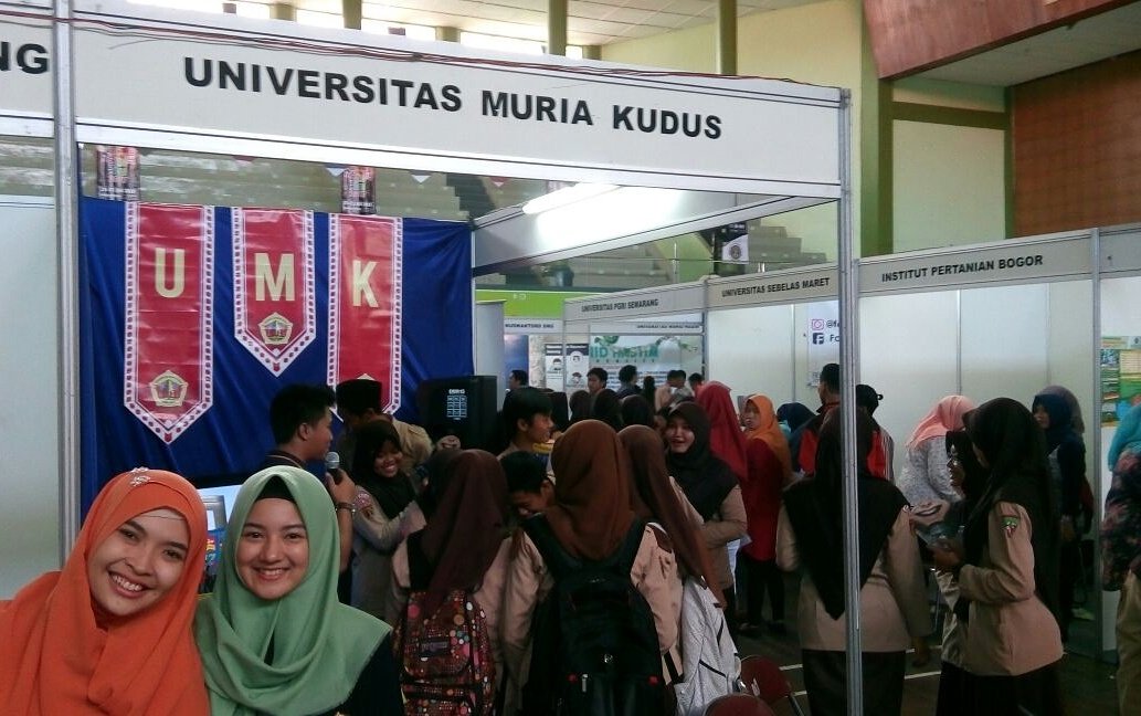 PMB UMK Kudus tweet media