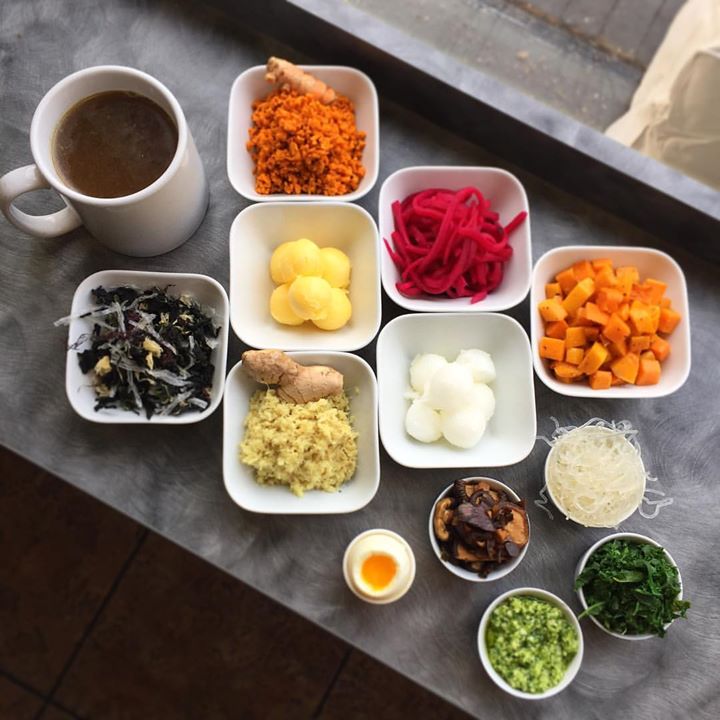 EatGuideBoise's tweet photo. Did you know that @wildrootcafe offers a broth bar?! Now you can have your bone broth w your fave stir-ins like fresh ginger or poached egg! https://t.co/PrpxMCJ3LF