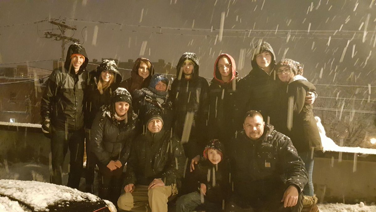 Nathan_Ruycz's tweet photo. Blessed to have all these people in my life https://t.co/Mf2D21cswm