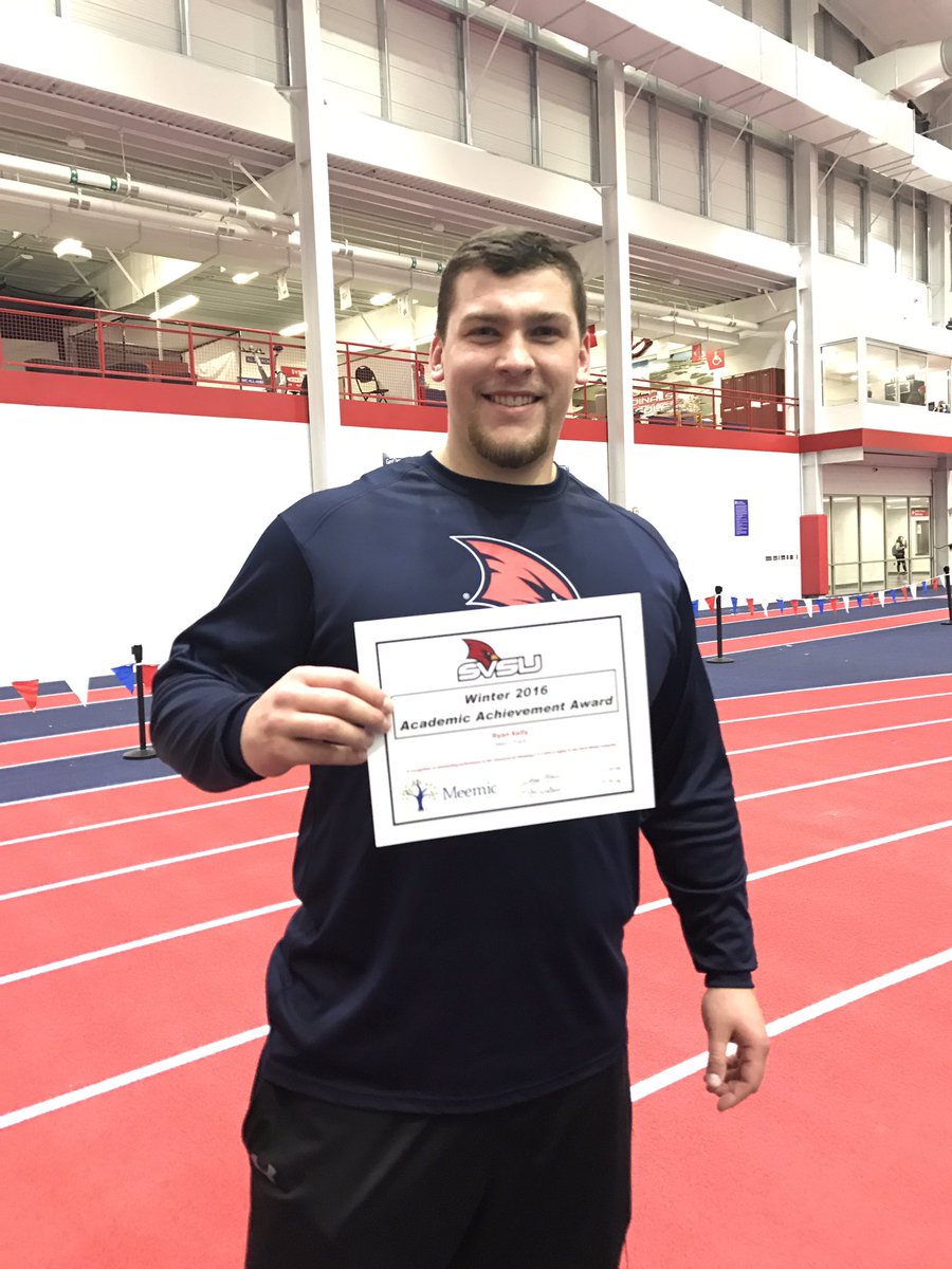 15.77meter shot put national provisional qualifier AND an all academic team (3.4+ gpa winter 2016 term) award for sophomore Ryan Kelly! 💪🏻✋🏻