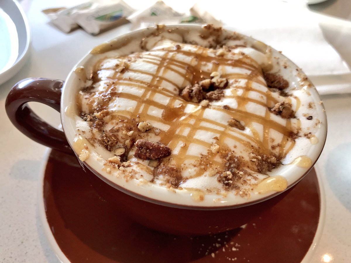 BCfoodieblogger's tweet image. @Chez_Christophe #HotChocolateChallenge #BreakfastInBurnaby #FrenchToast inspired #Yum @BurnabyHeights #YVR #YVRFoodie perfect!