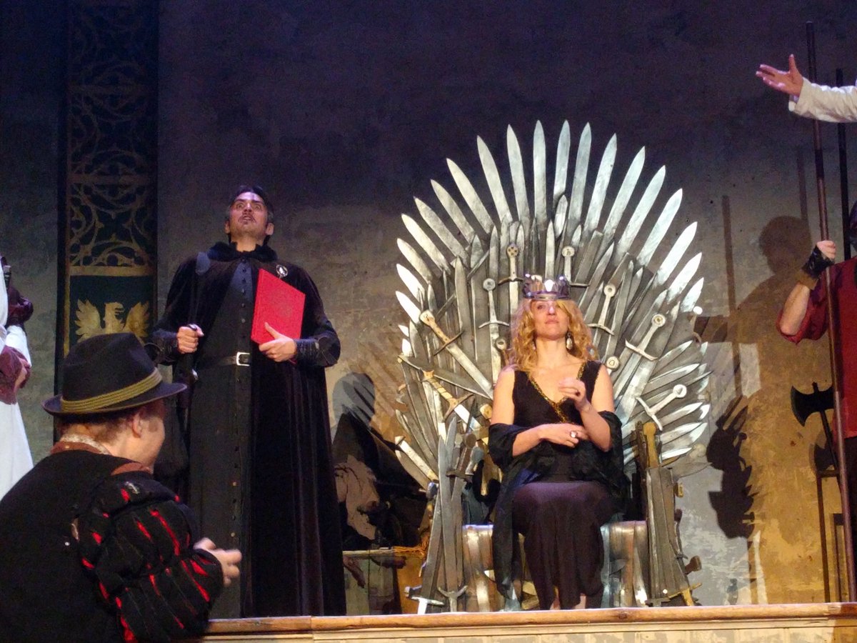 queenelect tweet picture
