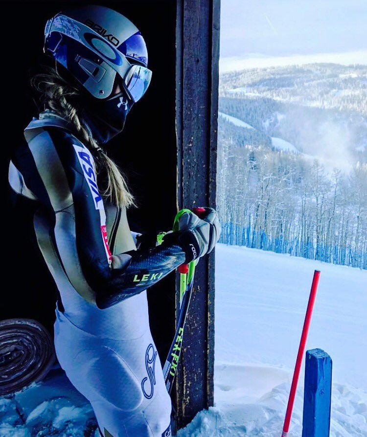 ChiccoRetta's tweet photo. Welcome back, Queen #LindseyVonn #GarmischPartenkirchen #fisalpine #RedBull #Head #RaiSport https://t.co/K0OMbr5mC2