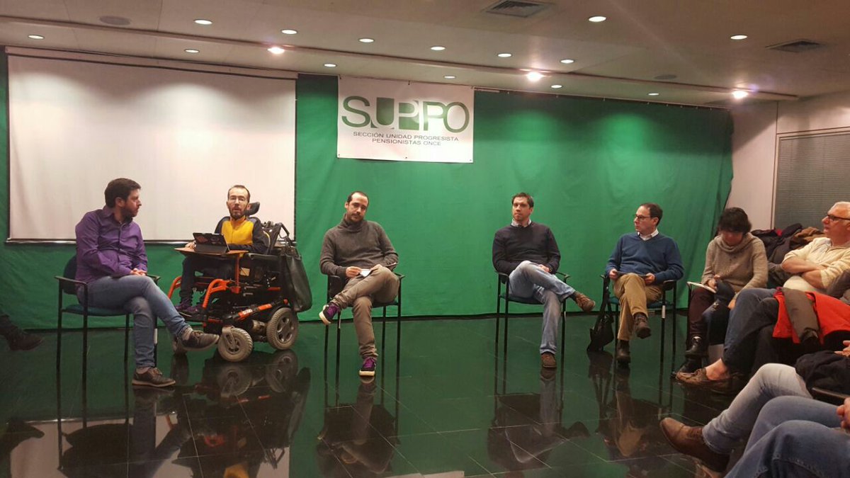 sanaviron_cba's tweet photo. Ya comienza #atarseloscordones en #Palma #IllesBalears con @pnique https://t.co/a8HQwybOqE