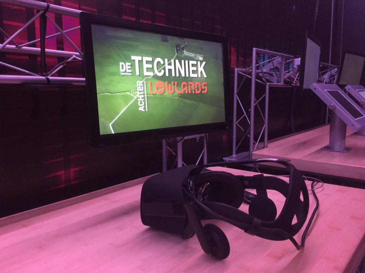 Open dag @HetErasmus met de nieuwe #VRexperience #detechniekachterlowlands 
#allesistechniekexperience @OTIBnieuws