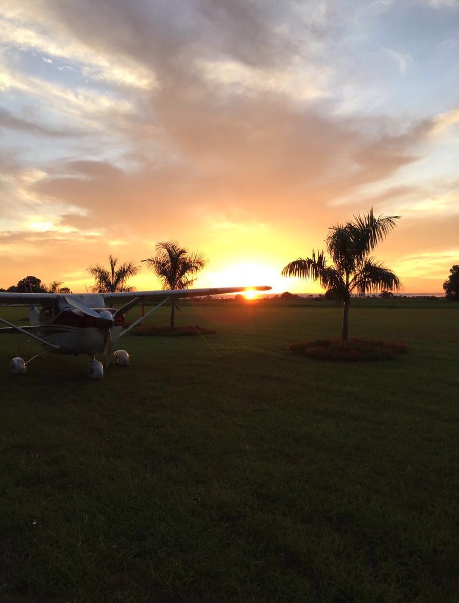 sjccosta's tweet photo. Chegando ร noite no #pantanal do #Nabileque #sunset #aviation #sunsetaviation https://t.co/fnHPvD91zv