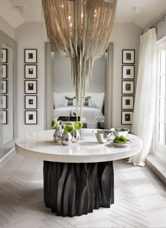 castlesdecor's tweet photo. Tree Trunk Table Designs 

#diy #interiordesign https://t.co/ky3PrBReub