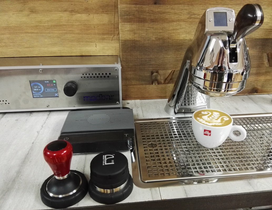 illykafea's tweet photo. Νέος χρόνος, νέες αφίξεις...
#illy #Kafea #Pullman #Chisel #Modbar #Acaia #LaMarzocco #godshot #greece https://t.co/fxvrN0XQJr