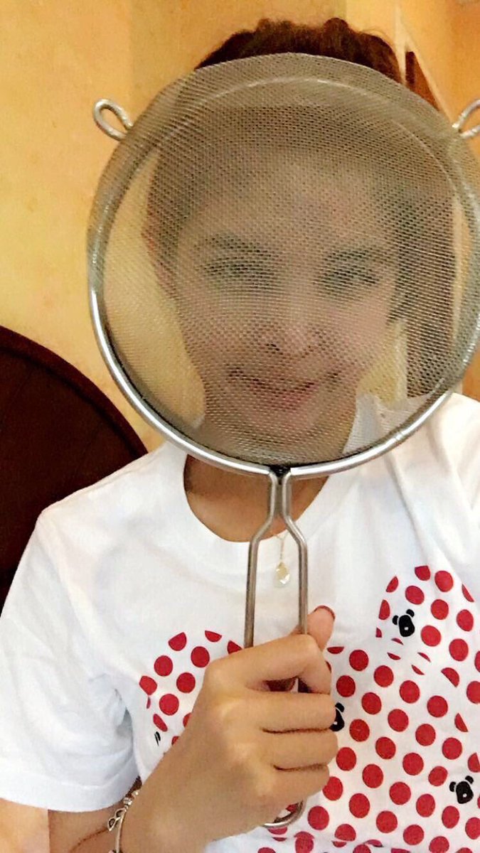 jhoye24's tweet photo. ang benta talaga🤣😂 #selfienamayfilter #ALDUBOurHappiness https://t.co/0Jkl8V8948