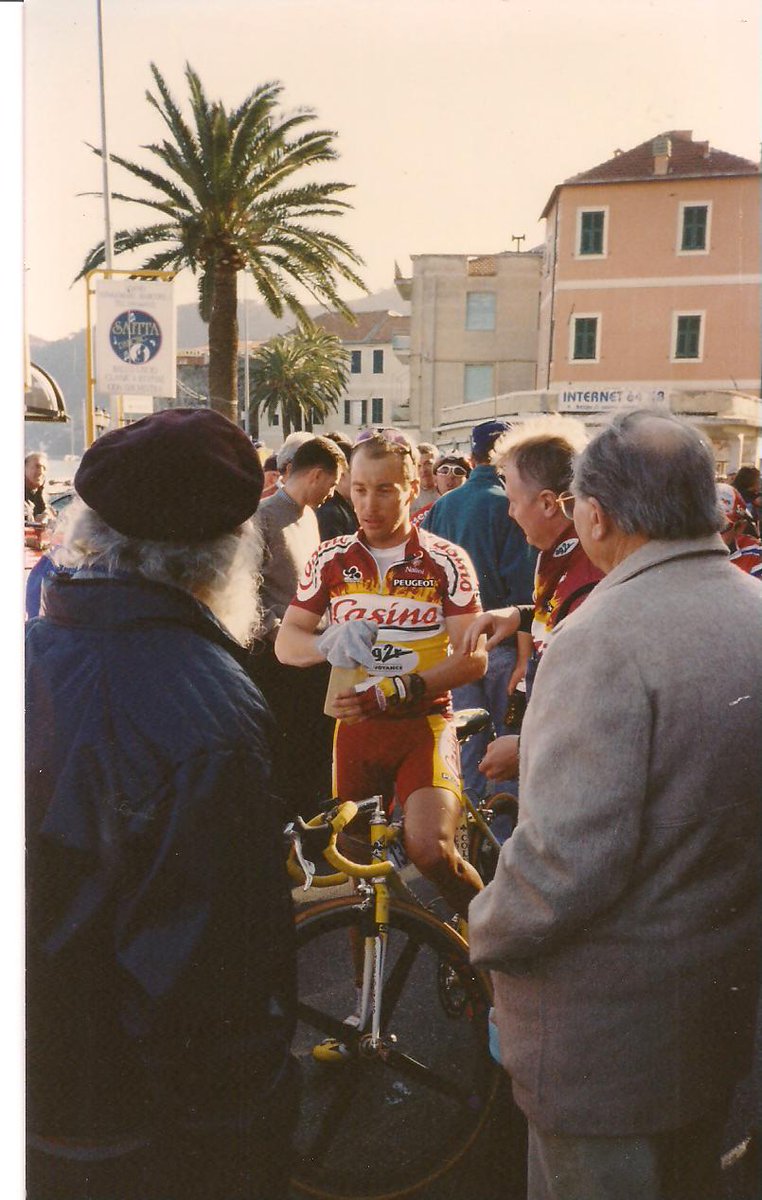 il_Laigueglia's tweet photo. #trofeolaigueglia 1998 1' #Pascalchanteur
@EquipeFDJ @AG2RLMCyclisme @Delko_MP_KTM @TeamDEN_fr https://t.co/FBAAv19JWj
