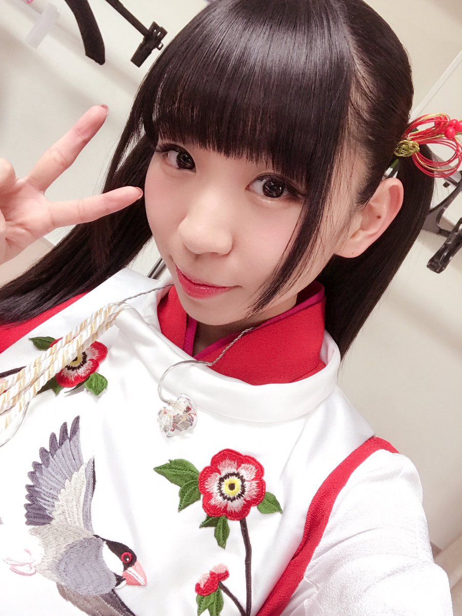 DemsharkM's tweet photo. 幕神余韻すごいくて、もう今しかないと思ったのででんぱ垢作っちゃいます！みりん推しです！おつサマ頃から惹き込まれてます☀
よろしくお願いします...！

#でんぱ組#でんぱの力で繋がりたい 
#でヲタさんと繋がりたい 
#でんぱ組好きと繋がりたい 
#RTした人全員フォローする https://t.co/7X6Bdhpf1a