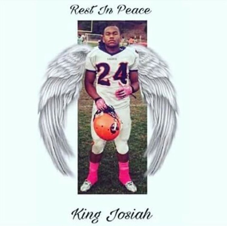 b0dothemost's tweet photo. Love you forevaa mo 😪😞 you kno how we rockin ❗️😘 #RestInPeaceKingJosiah "Yung Siah inaa buildin" 😪 https://t.co/dVEyaKSa1z