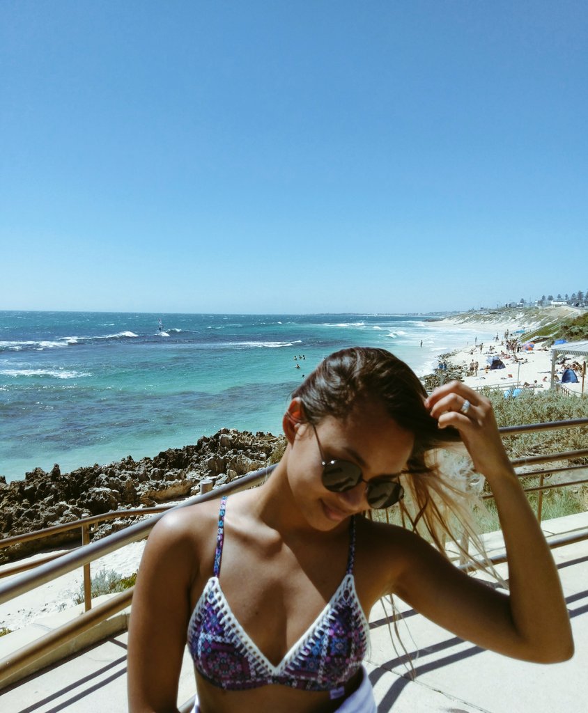 rheamareey's tweet photo. Perth today!! Best day to have a day off 👌 ☀🌊 #perthbeach #mettamspool https://t.co/1DYf1DJ8hf