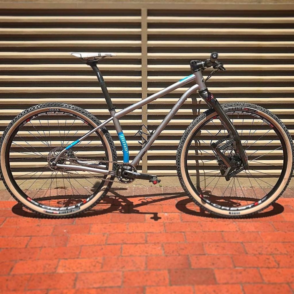 wearebikemob's tweet photo. This bike ๐
#ShopRides #Baaw #NinerBikes #ROS #RideOverShit #Tanwalls #1FG #RideFormula #โฆ https://t.co/MxD8jEFEsz https://t.co/i0BL2NXhow