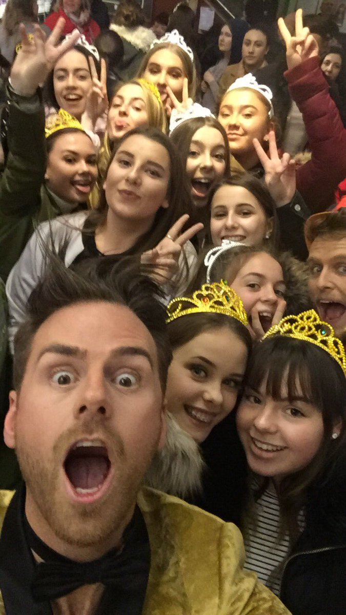 chloe_hendra's tweet photo. @AndyWestTV such a good night❤️❤️ https://t.co/L0vUNehaUT