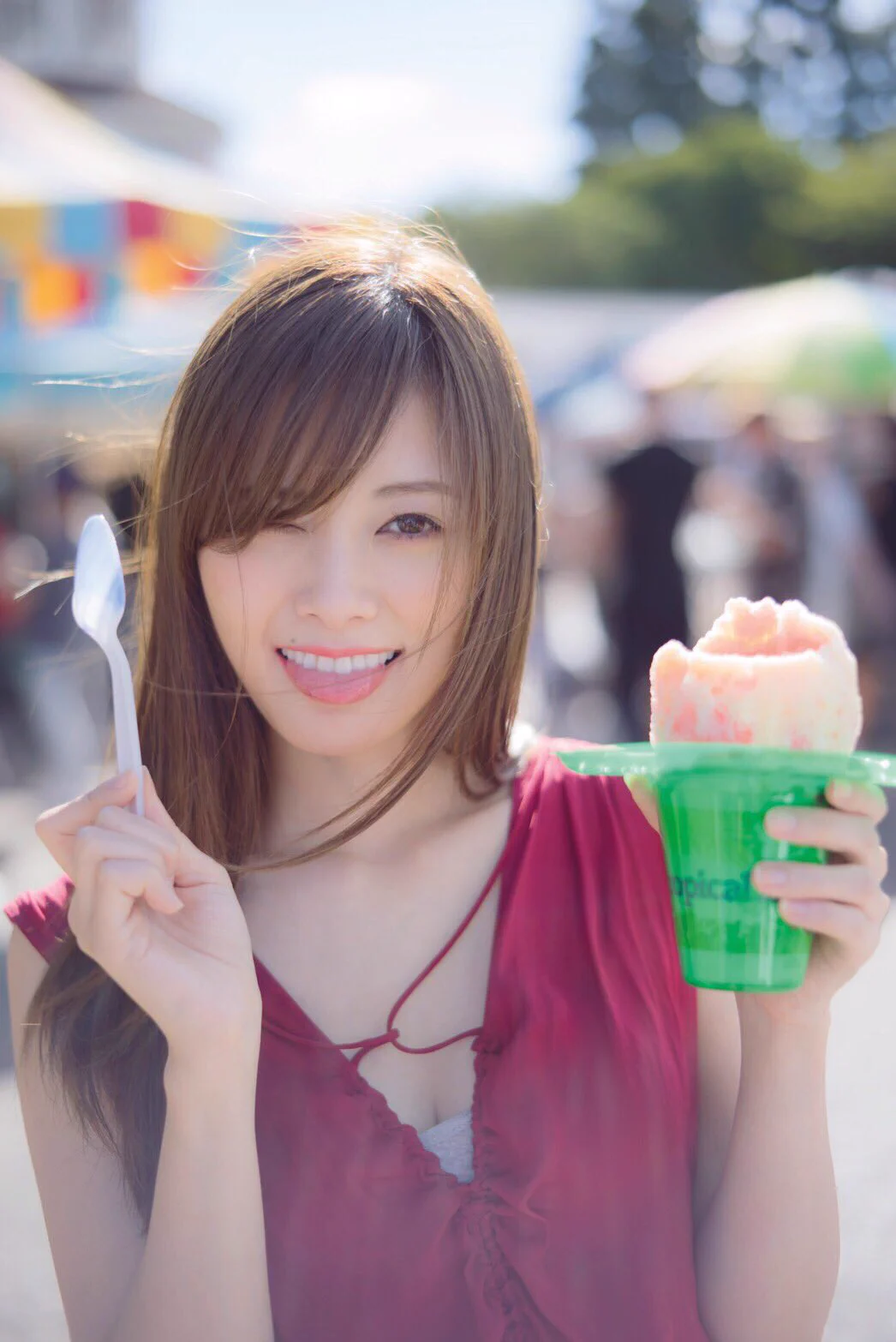 白石麻衣写真集パスポート【公式】 on X: 