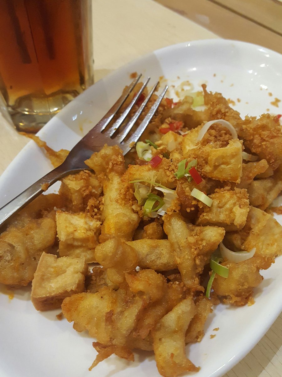 WenzelFerrel's tweet photo. @ImperialKitche tahu jamur garing gurih enak banget... pengen lagi. https://t.co/Bd9WrgJNRu