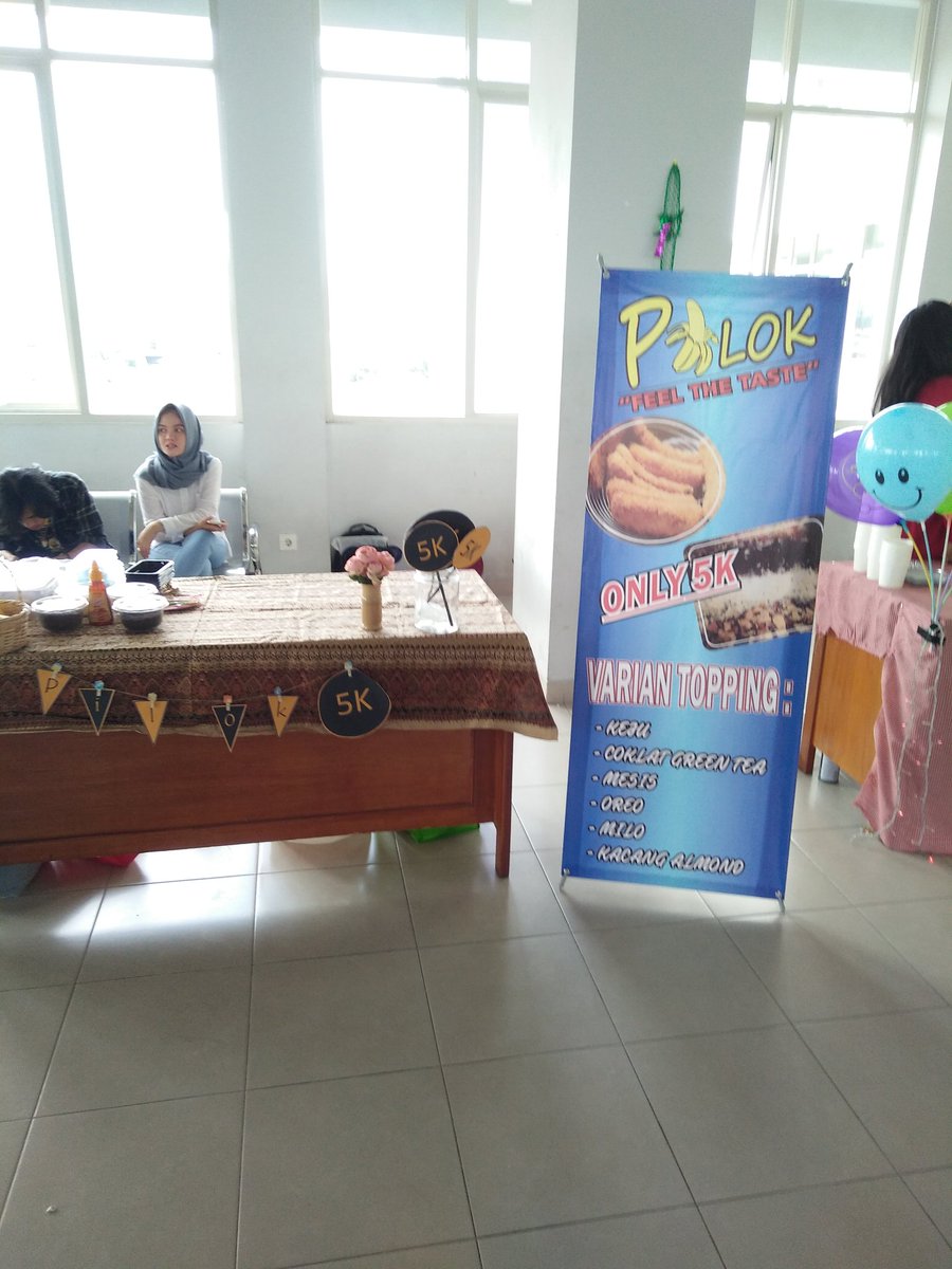 yofishing's tweet photo. Dan disini juga ada pilok (pisang dicolok) #bizday2017 #digmarkstiekesatuan https://t.co/cFzqw64vb4