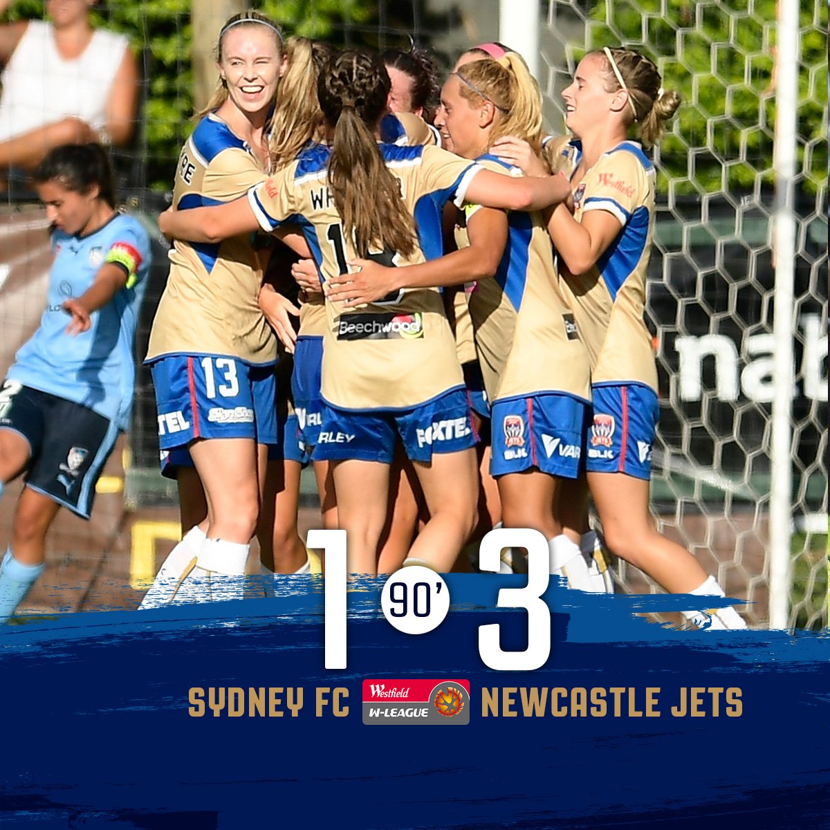 👏 What a result from @JetsWomen! Defeat <a href="/MelbourneCity/">Melbourne City FC</a> Women in Coffs next Friday &amp; the girls will make the <a href="/WLeague/">W-League</a> Finals! #WLeague