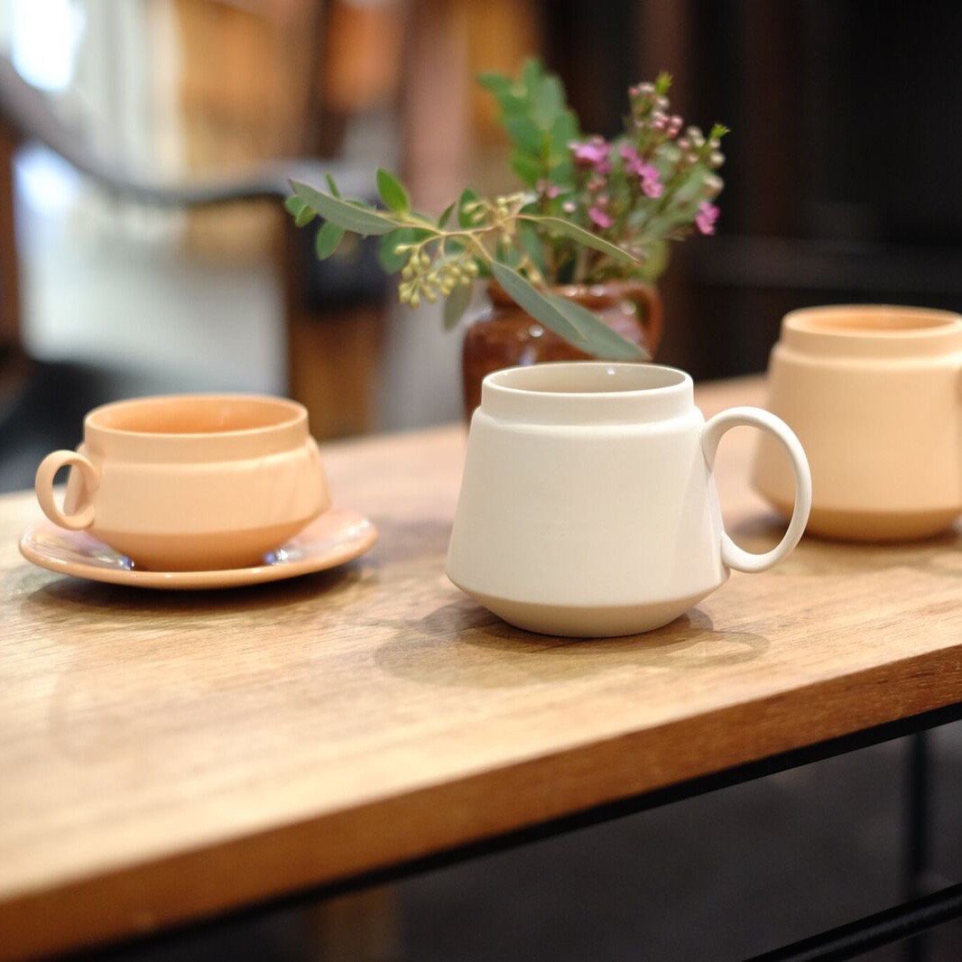 ClerkenwellLDN's tweet photo. Enjoy a relaxing drink in these beautiful soft tone @HendKrichen tea cups and mugs. In store now! #ClerkenwellLDN #HendKrichen https://t.co/9DBQQTMZTG