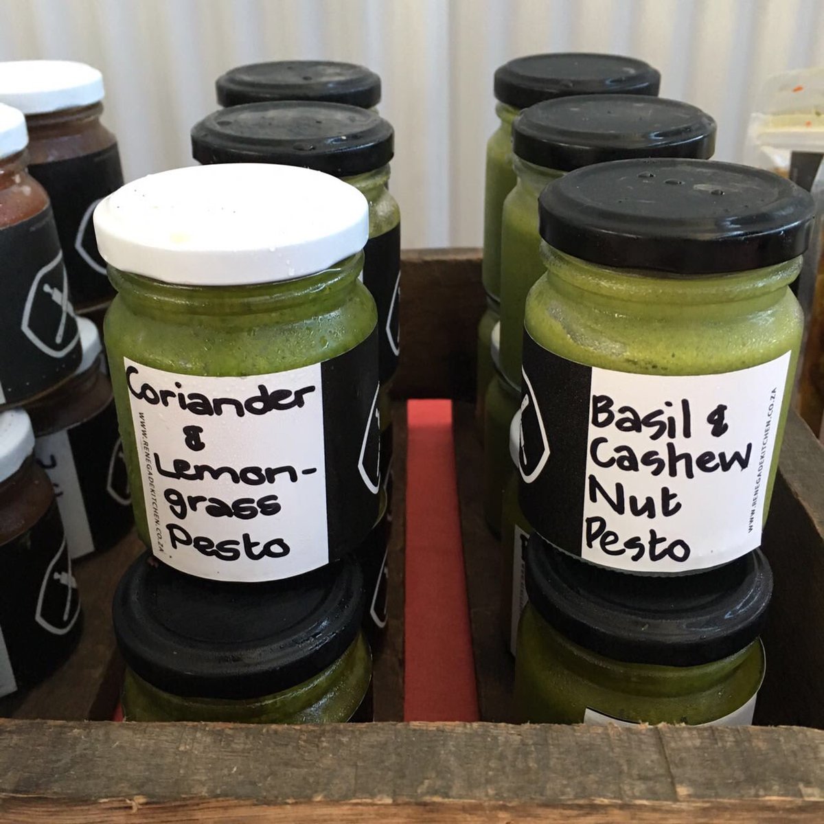 RKitchenSA's tweet image. Because adult life is mostly getting super excited about different flavours of pesto 😍 Catch us at @themorningtrade tomorrow!