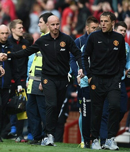 Happy birthday to Nicky Butt & Phil Neville, who turn 42 & 40 respectively today. 