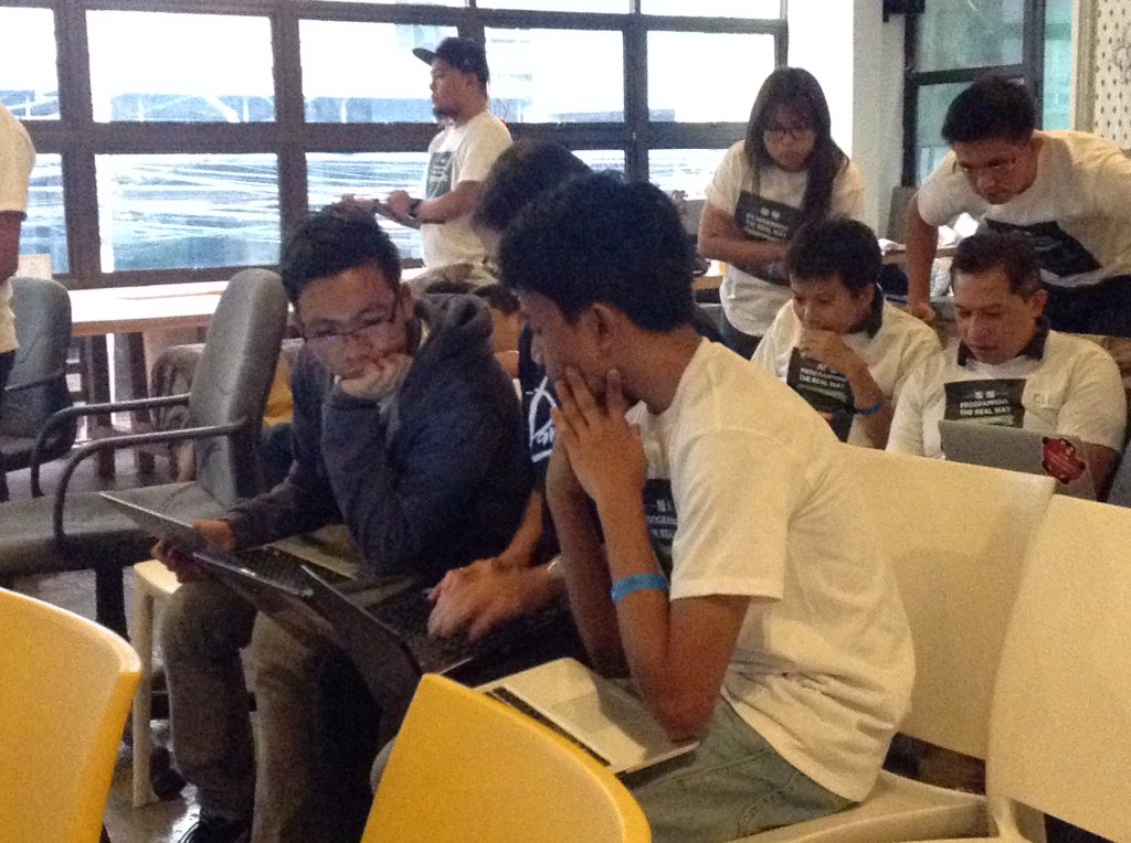 techtalkscebu's tweet image. #ATM: #CodingParty at A Day of Code/ Programming the Real Way. Thanks Coding Avenue!