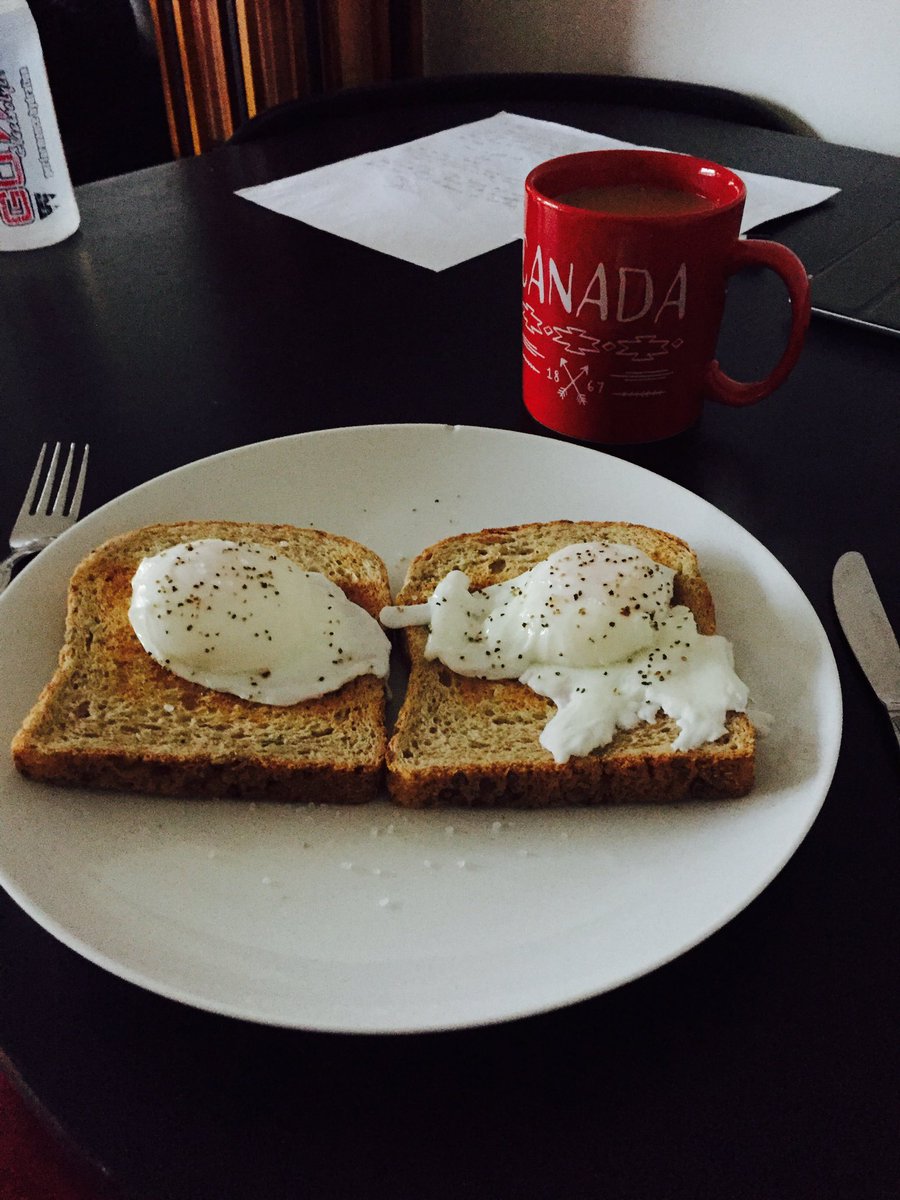 She11y87's tweet photo. Game day! Bring it on 🏑 #breakfastofchampions #DreamTeam #HockeyFamily @HockeyHarrogate @JamesPotterEggs https://t.co/xeP4IuzC8j